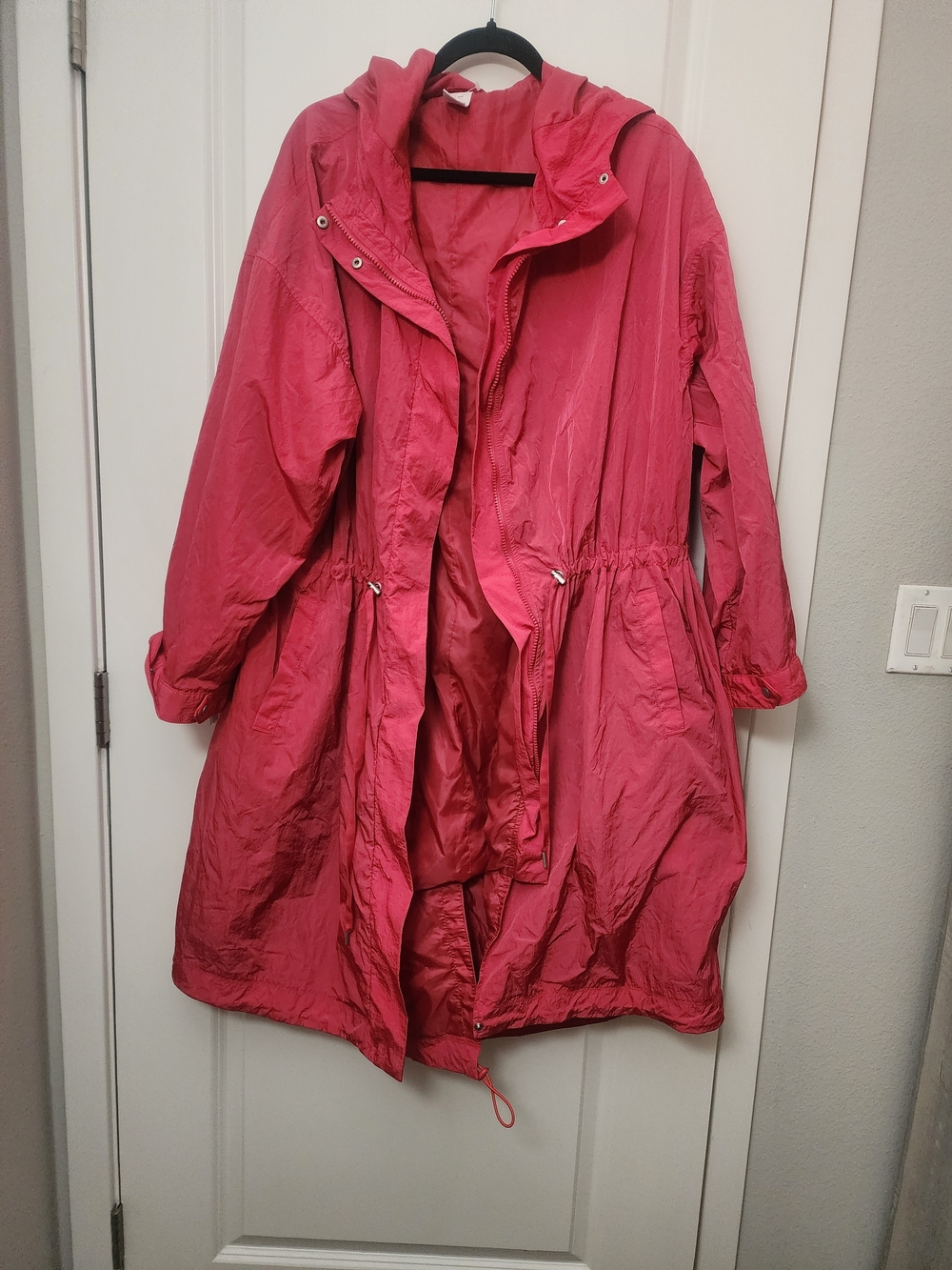 Livi Active Women's Hooded Jacket - Pink - Picture 2 of 5